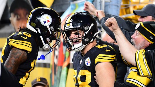 Steelers' Pat Freiermuth Gives Fans Strong Hint About Aaron Rodgers Coming To Pittsburgh (Steelers News)